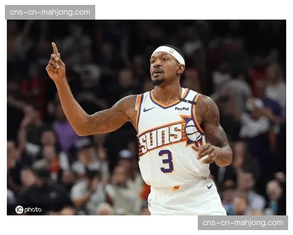 快船后卫布拉德利·比尔因臀部受伤无法出战关键比赛